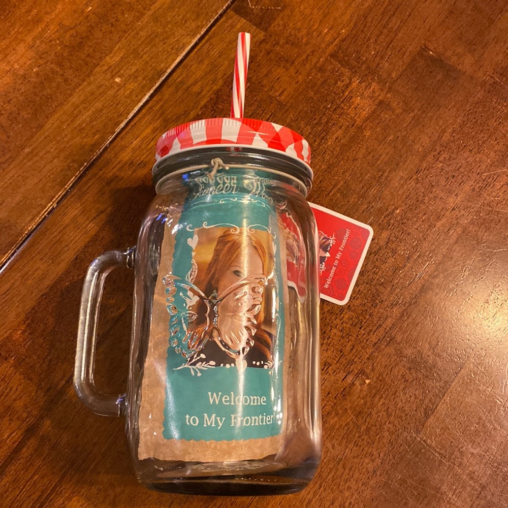 Pioneer Women 32oz Mason Jar with lid and straw, colorless glass with handle